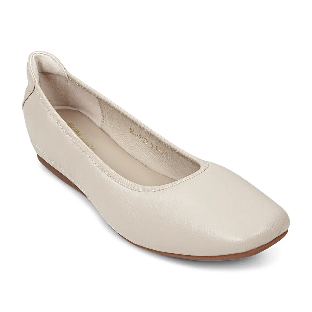 Bata Comfit Casual CATLYN Flat Shoes for Women