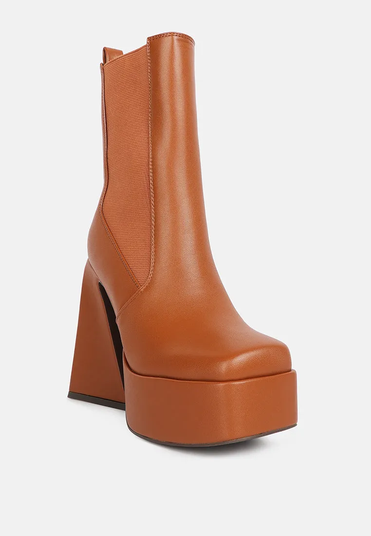frosty high platform block heel chelsea boot