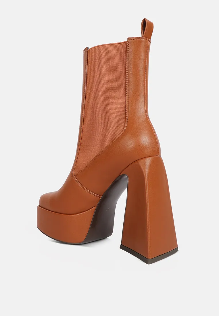 frosty high platform block heel chelsea boot