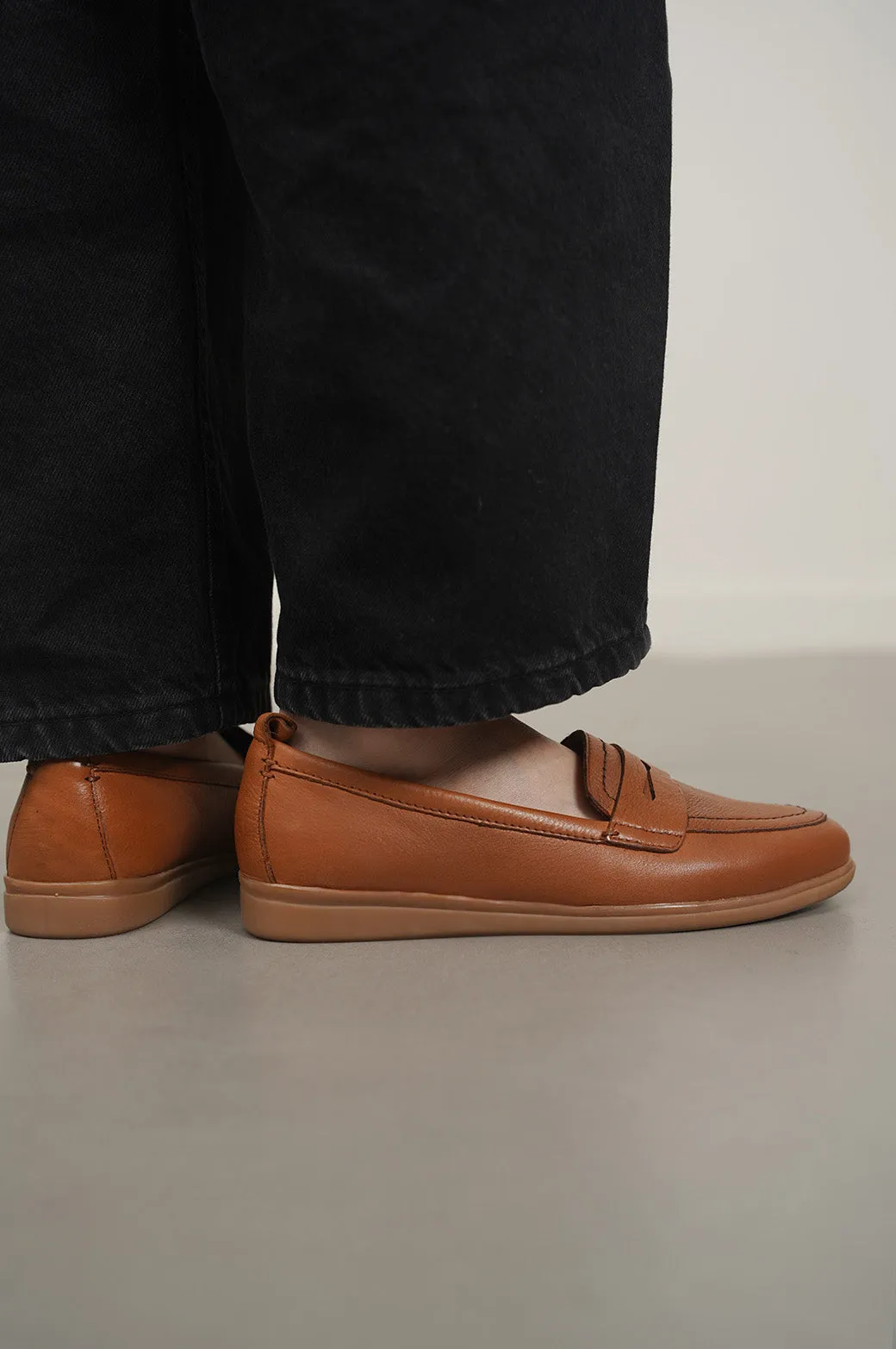 LEATHER MAMA LOAFERS