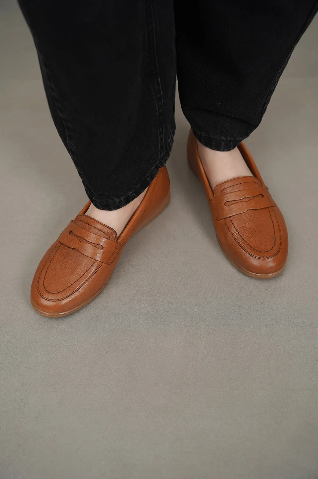 LEATHER MAMA LOAFERS