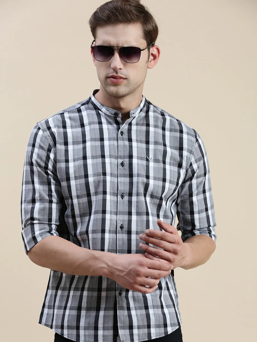 Men Grey Standard Slim Fit Tartan Checks Mandarin Collar Cotton Casual Shirt