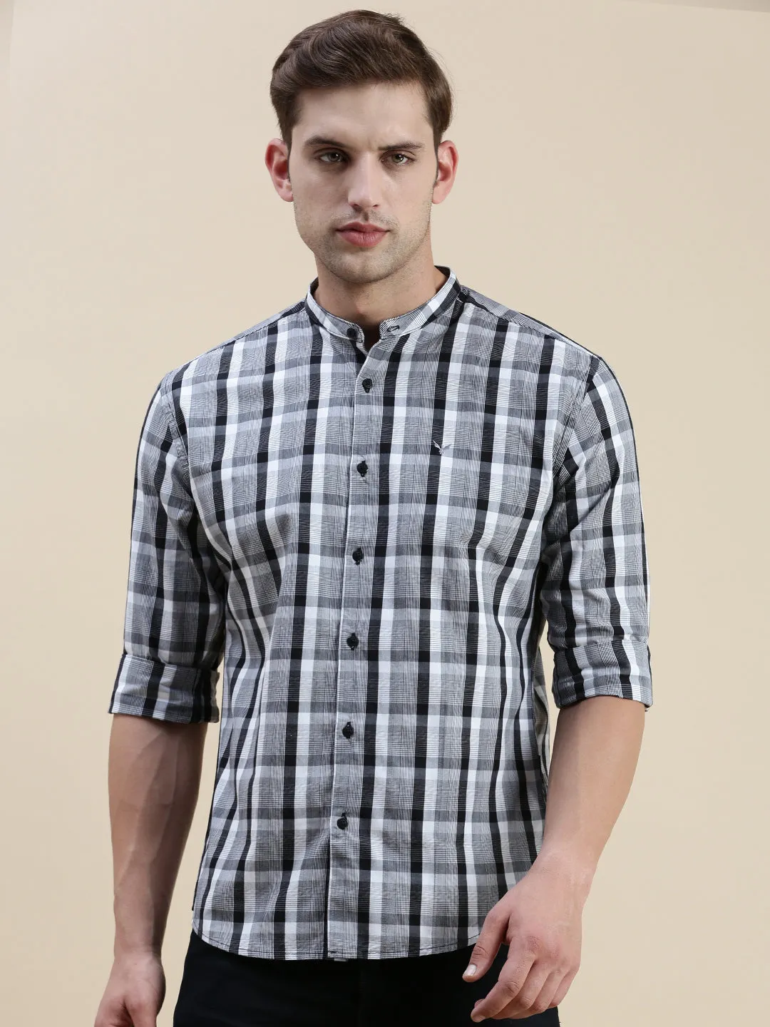 Men Grey Standard Slim Fit Tartan Checks Mandarin Collar Cotton Casual Shirt