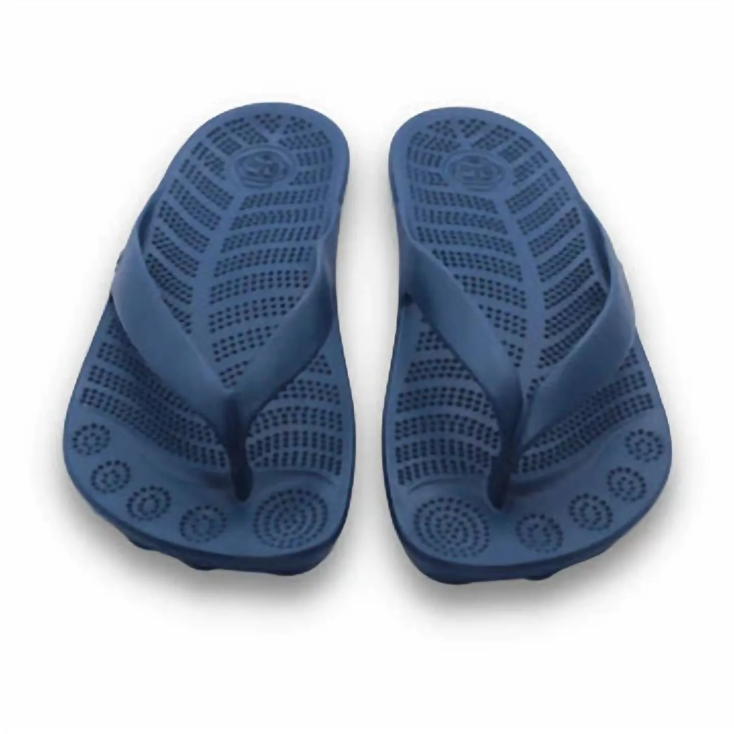 Men's Adventurer Classic Flip Flops In Navy Blue