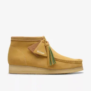 Men's Wallabee Boots In Tan
