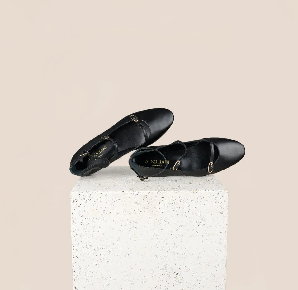 Nola - Black Leather