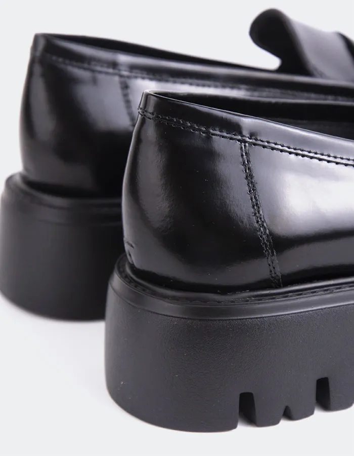 Pesaro Black Leather