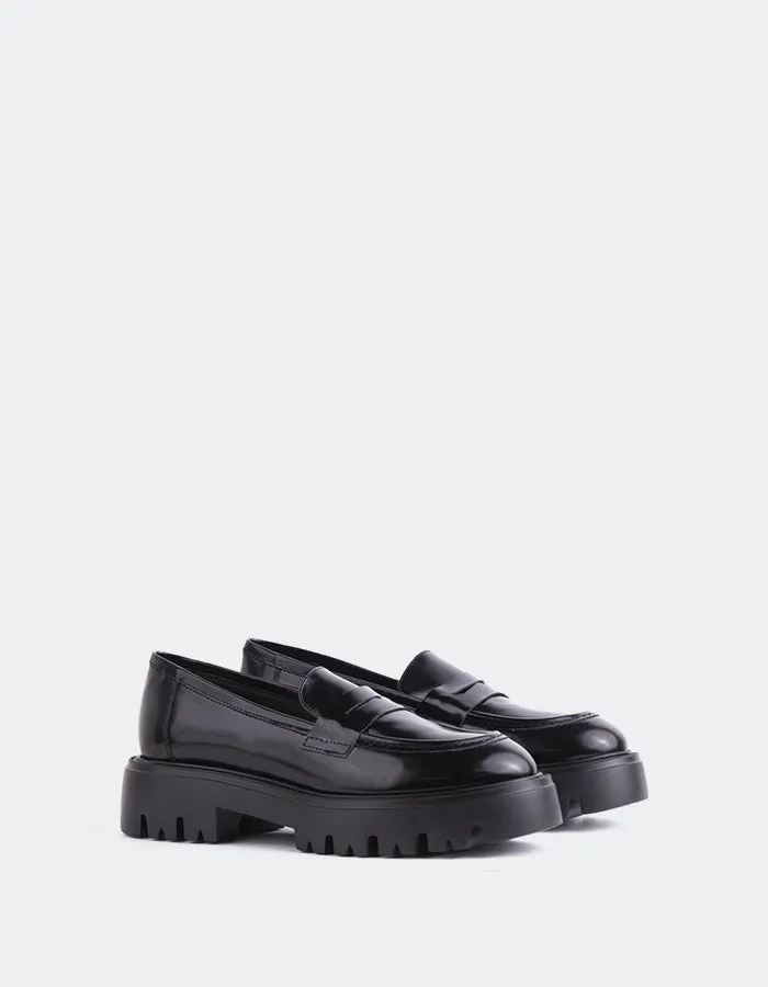 Pesaro Black Leather