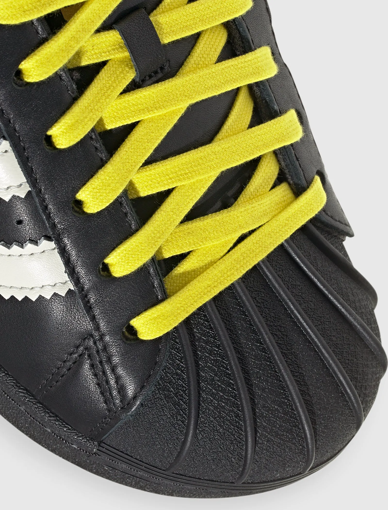 PHARRELL WILLIAMS SUPERSTAR 92 "BLACK/WHITE"