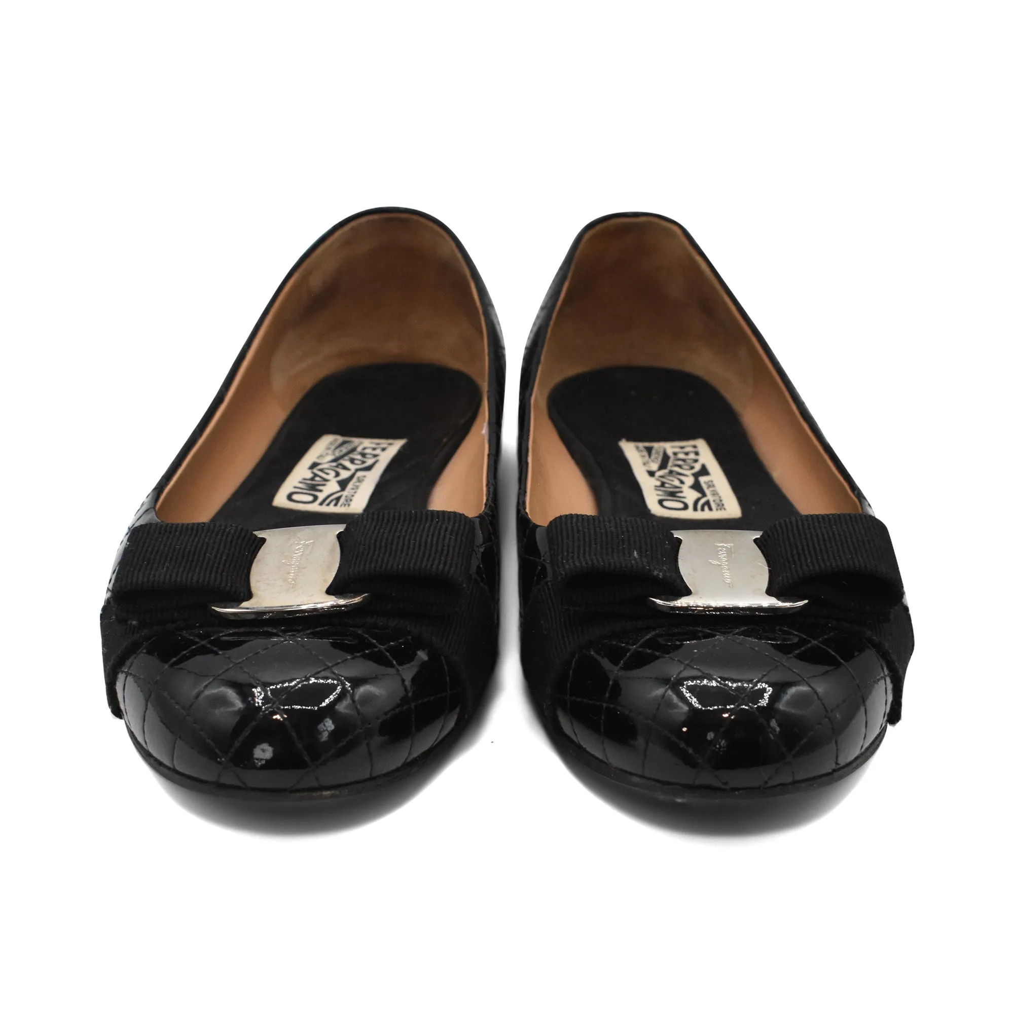 Salvatore Ferragamo 'Vera' Flats - Women's 9
