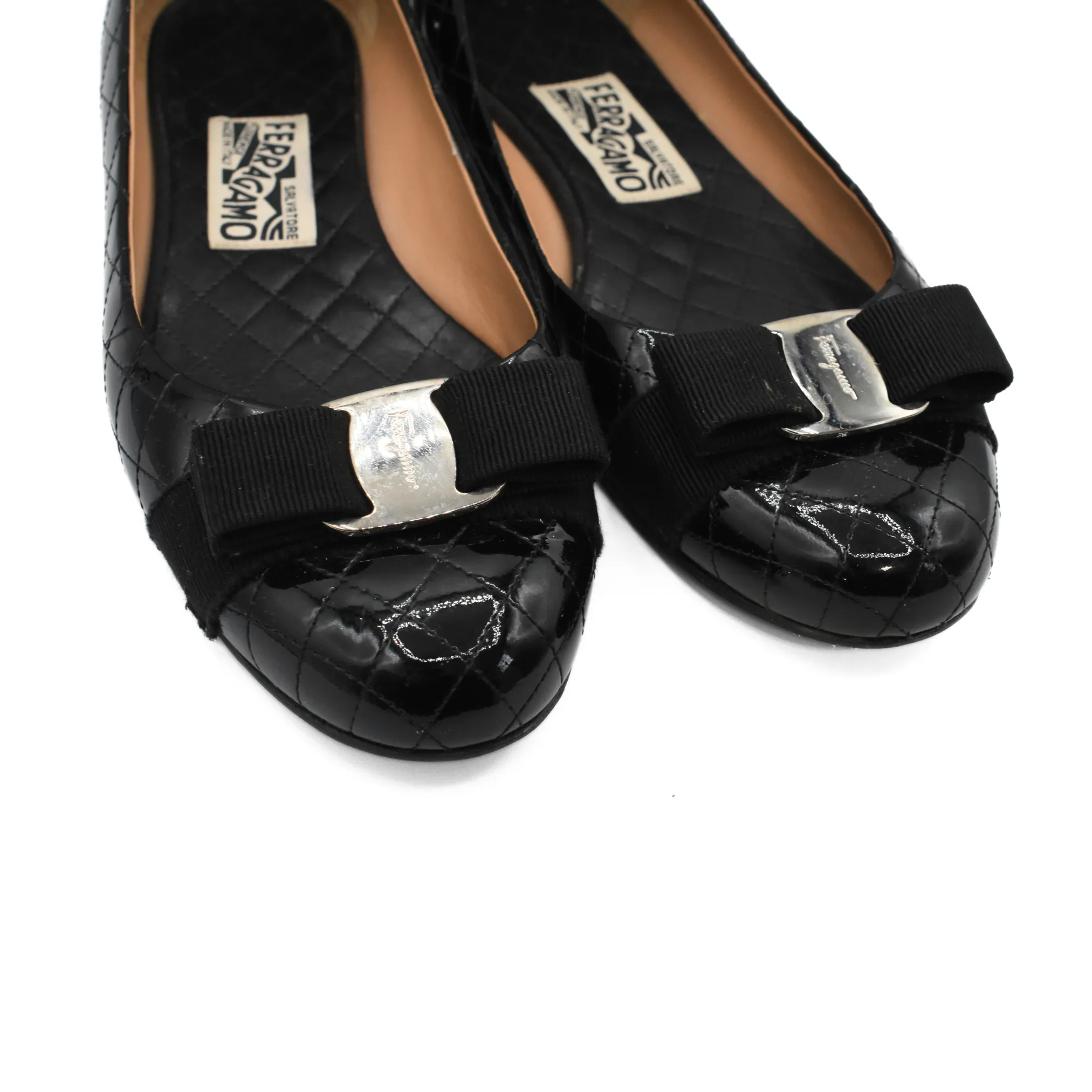Salvatore Ferragamo 'Vera' Flats - Women's 9