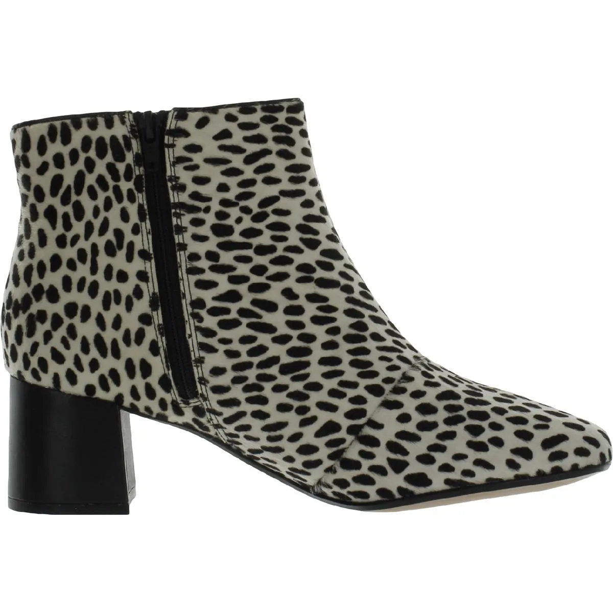Sheer Flora 2 Womens Cow Hair Animal Print Ankle Boots