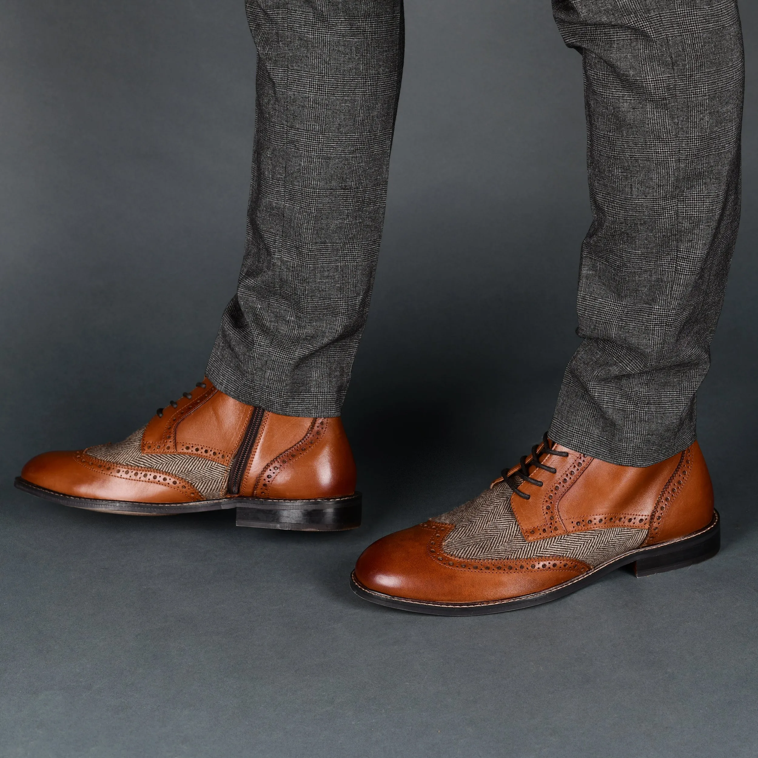 Thomas & Vine Jarett Wide Width Wingtip Ankle Boot
