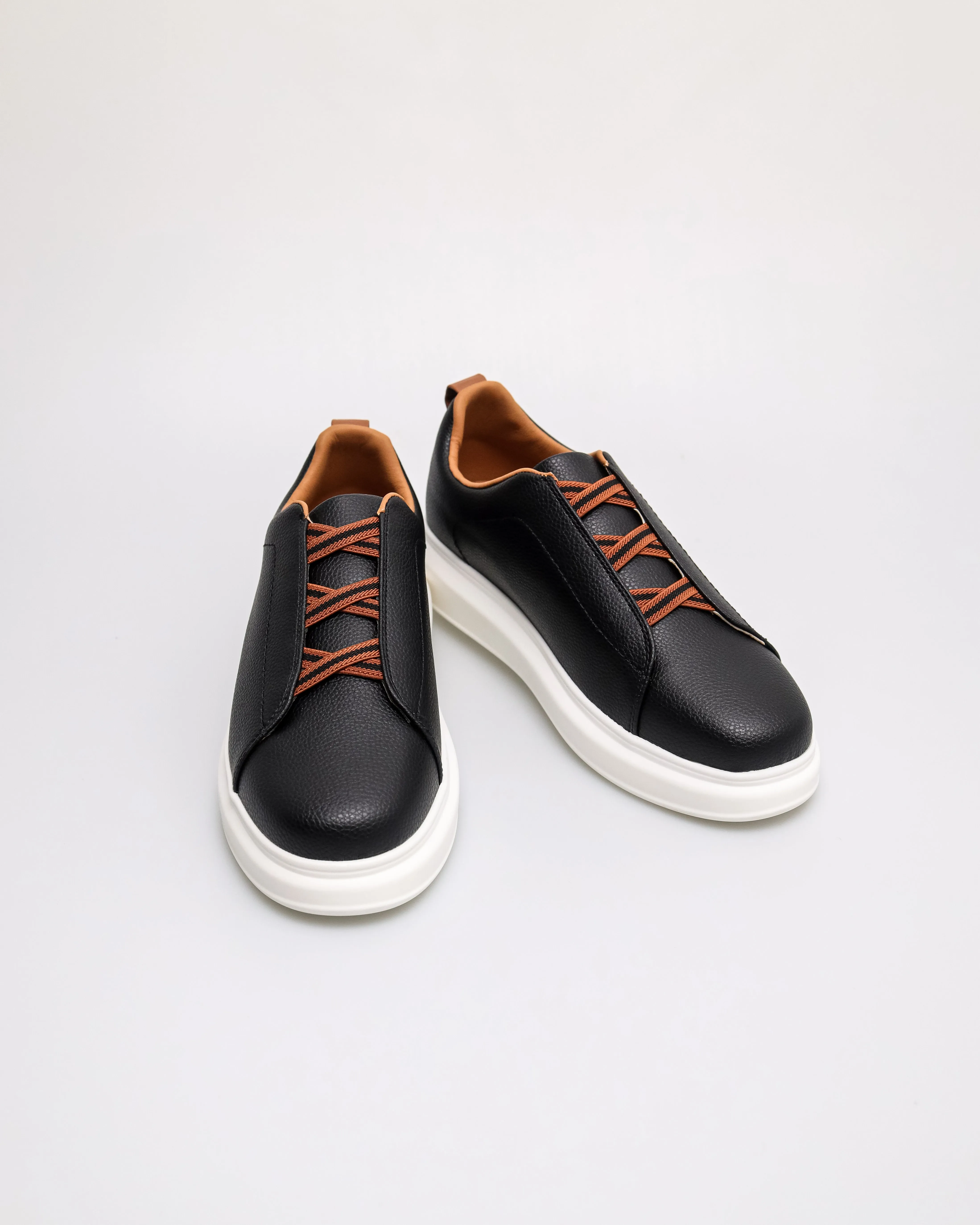 Tomaz C687 Men's Crisscross Elastic Strap Sneakers