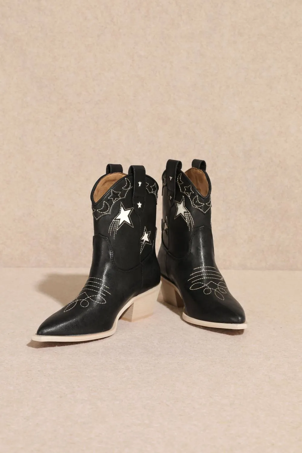 Valeria Boot In Black