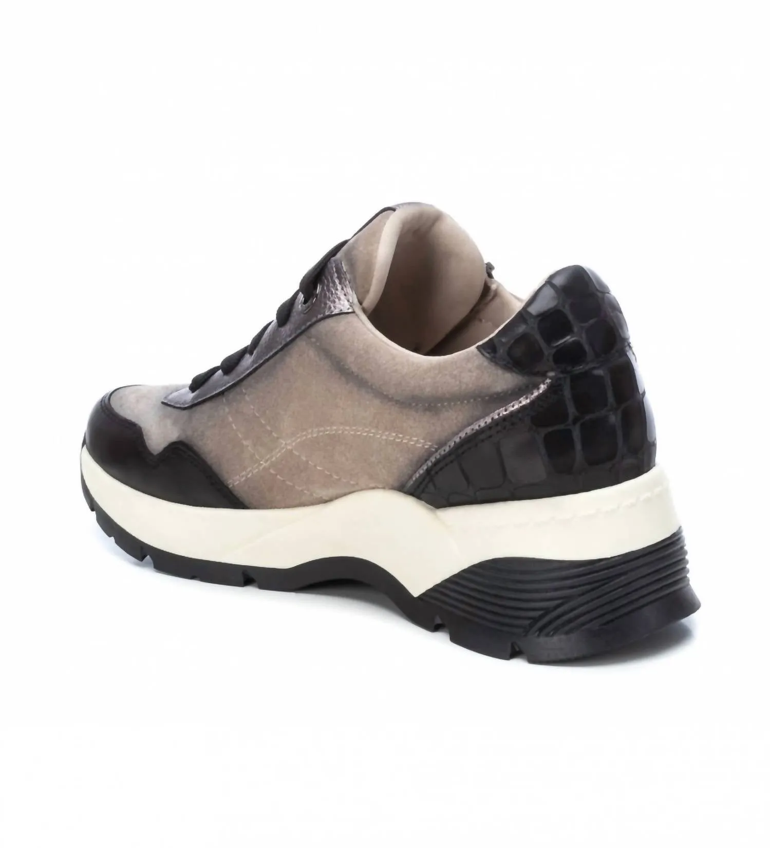 Women's Casual Sneakers In Ice