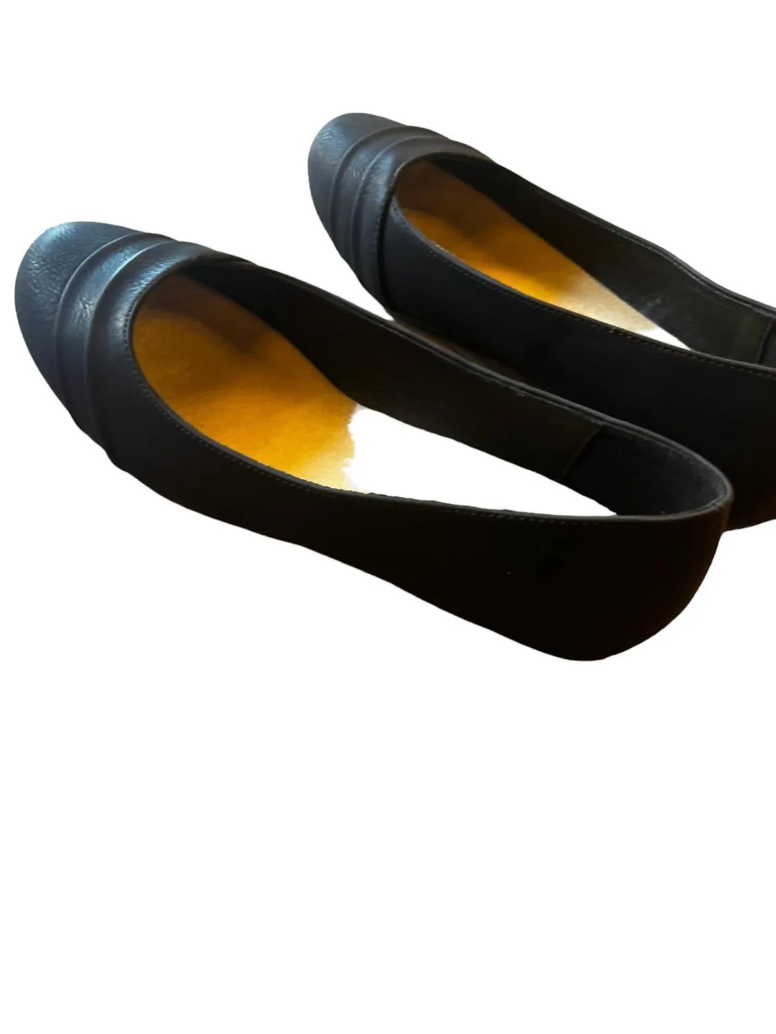 Women's Kiana Flats In Black