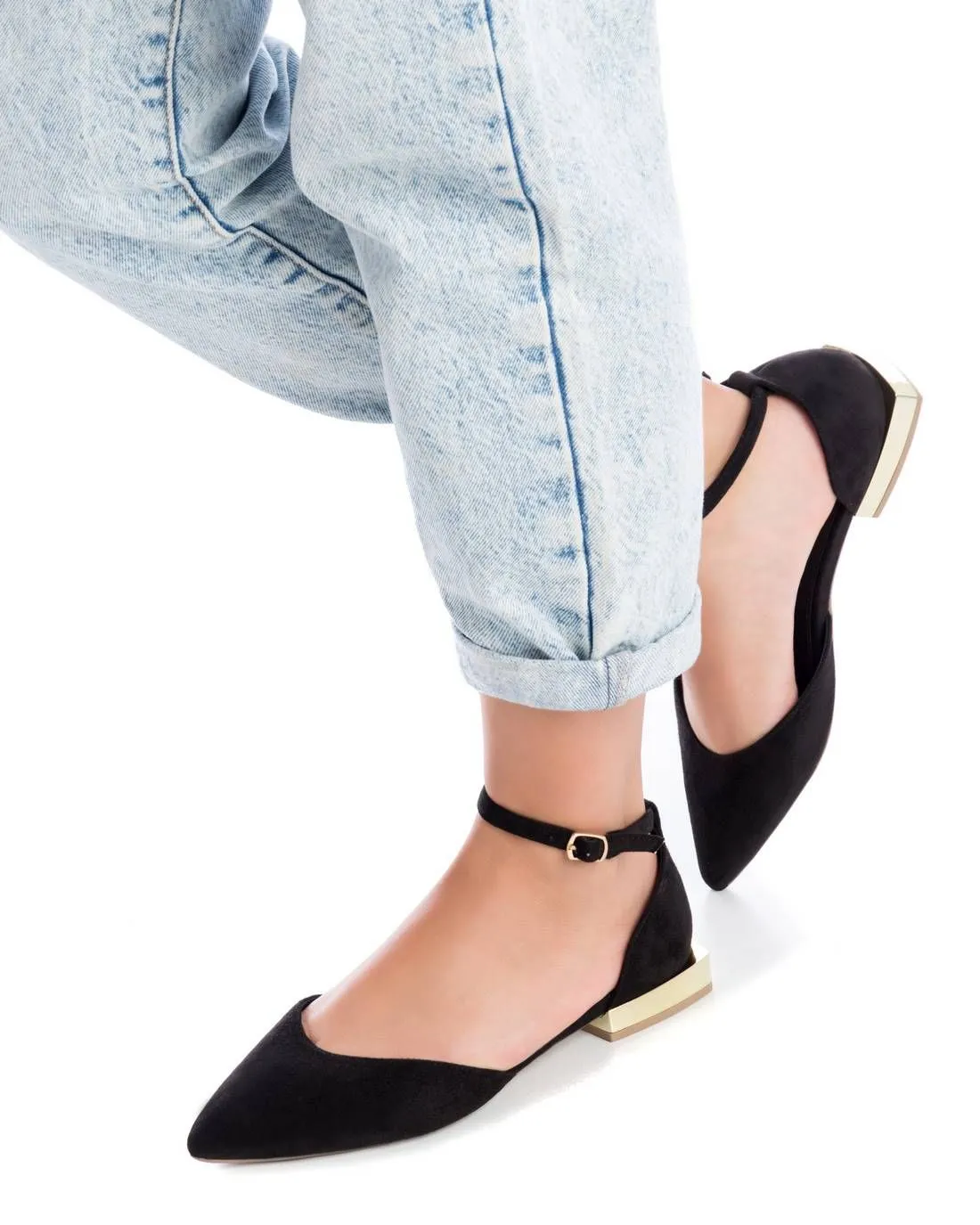 Women's Suede Pointy Toe Ballet Flats By XTI_