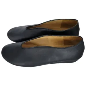 Women's Vail Flat In Black